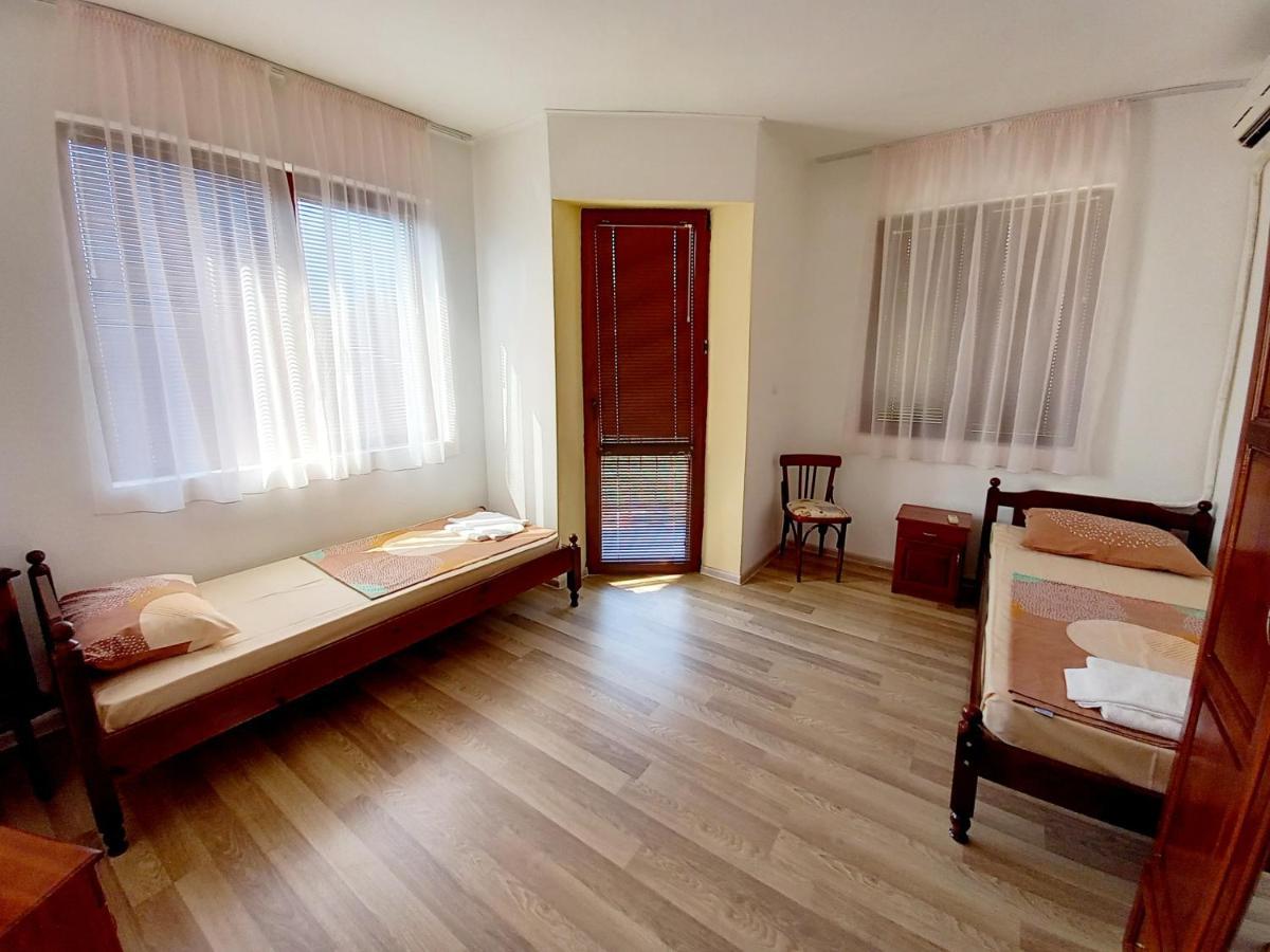 Family Hotel Amore Bjala Eksteriør bilde