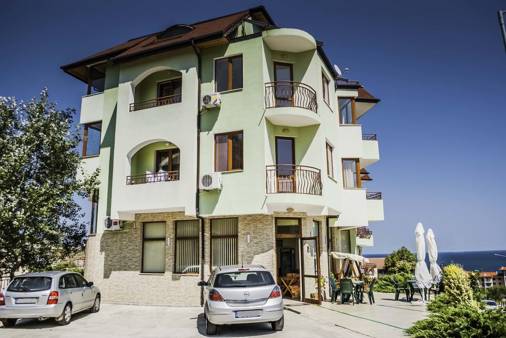 Family Hotel Amore Bjala Eksteriør bilde