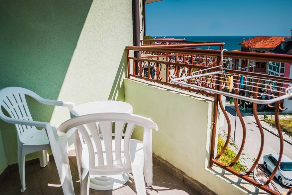 Family Hotel Amore Bjala Eksteriør bilde
